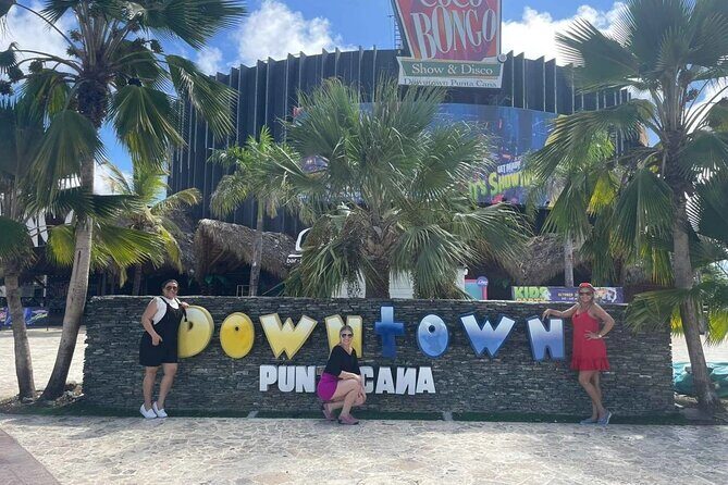 Punta Cana Shopping Tour - Entering the Plaza area: where you start browsing