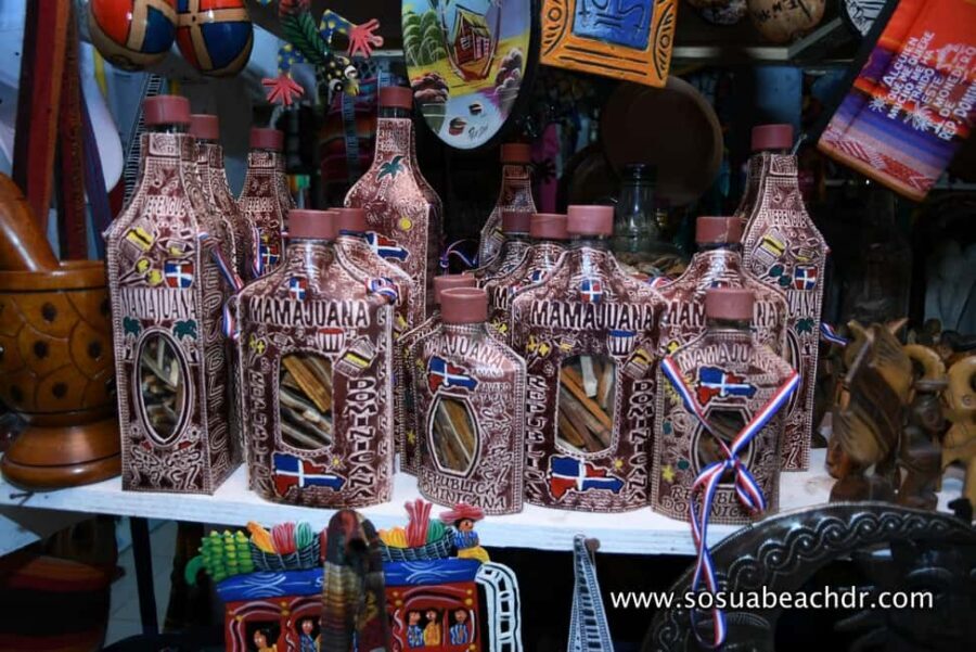 Punta Cana: Shopping Tour with Hotel Pickup and Drop-Off - The tasting session: cigars, coffee, chocolate, and Mamajuana
