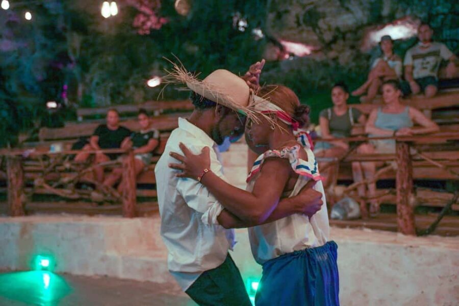 Punta Cana: Sunset Buggy Tour With Cave Swim and Dance Show - Dinner and Open Bar: Comfort Food After All That Motion