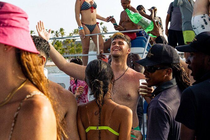 Punta Cana Ultimate Hip Hop Party Boat with Open Bar *Only Adults - Cruise Past Dolphins Island: The Picture Stop Break
