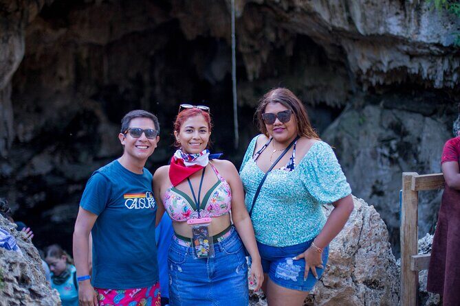 Punta Cana Vip Buggy: Cave, Macao Beach, Free Pick-Up - Rural house stop: coffee and cocoa tasting in Dominican everyday life