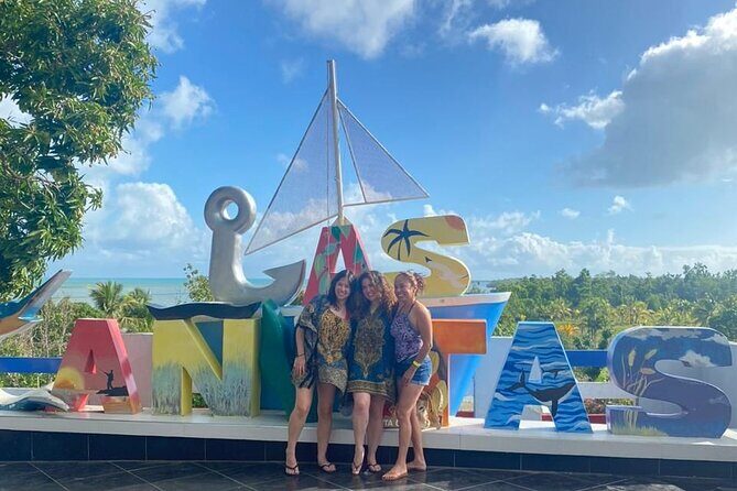 Samana Full Day -baracardi island, horses, lemon waterfall - Food and drinks: what included means in real life