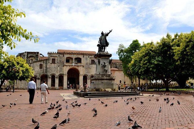 Santo Domingo City - Full Day All Inclusive Tour - Shopping stops and the art of saying no