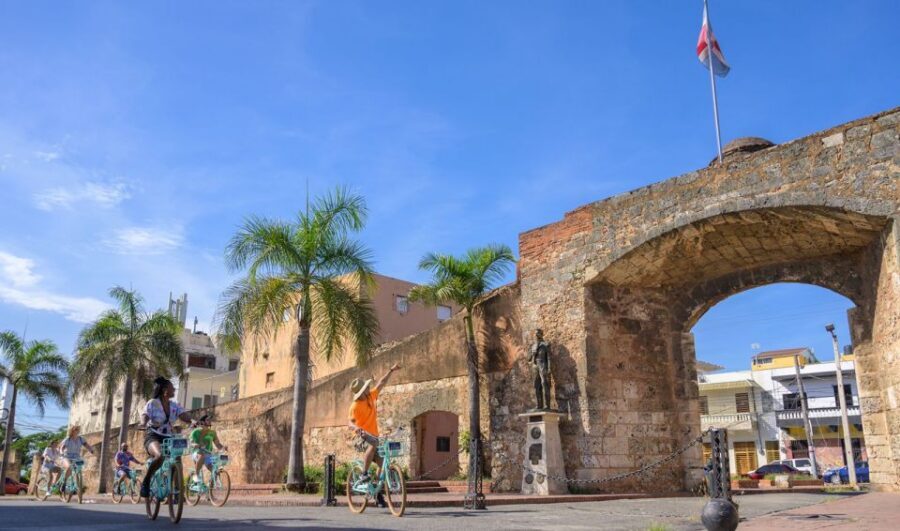 Santo Domingo: City Highlights Guided Bike Tour - Price and Value: Does $45 Really Add Up?