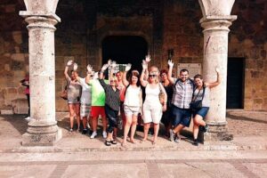Santo Domingo City Tour: History of the Caribbean - The clock matters: timing, delays, and why the day can feel longer