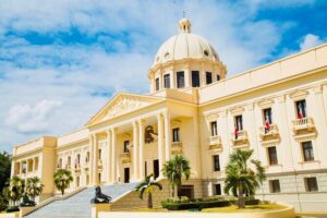 Santo Domingo Full Day Tour From Punta Cana with Lunch & Cenote - Columbus Lighthouse and Presidential Palace: quick fame, good panoramic moments