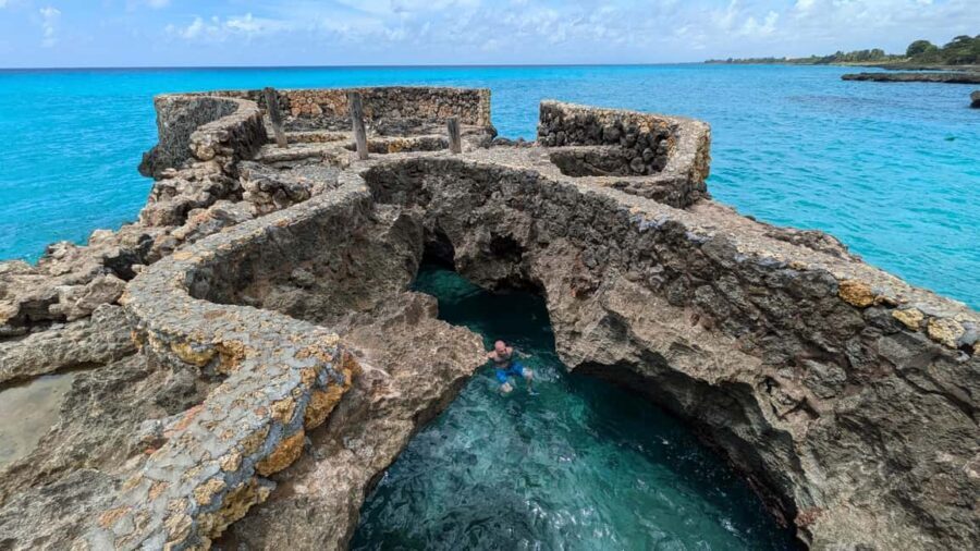 Santo Domingo: Los Tres Ojos, Boca Chica & More - Timing and Transportation: How the Day Flows From 8:00 AM to Around 4:00 PM