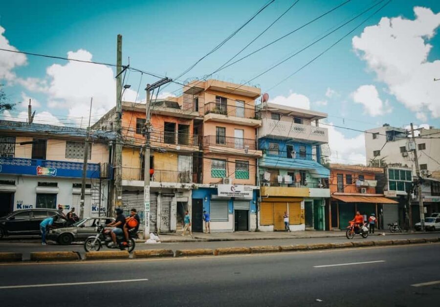 Santo Domingo: The Authentic Dominican Neighborhood Tour - Coffee, Markets, and the Snacks That Explain the Culture