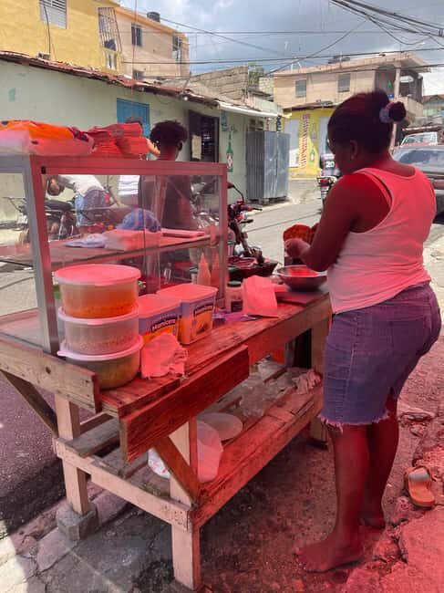 Santo Domingo: The Authentic Dominican Neighborhood Tour - The Train Ride Back to the City Pulse
