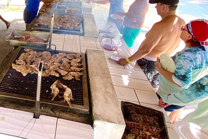 Saona Island, Natural pool Starfish, Fast boat, Catamaran +Dances - Food and drinks: what’s included (and what isn’t)