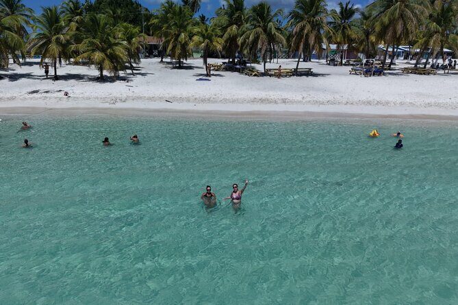 Saona Island Premium Discovery Tour from Punta Cana or Bayahíbe - Playa El Toro and Flamencos Area: Pink Sand, Virgin Feel, and Walking Time