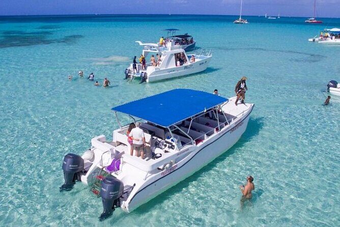 Saône Island from Punta Cana Catamaran, Natural Pool and Lunch - Isla Saona Beach Time and Lunch: The Main Payoff