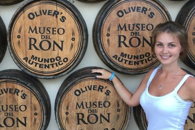 Shopping Tour In Don Lucas Cigar Factory, Rum tasting, Cocoa factory, Souvenirs - Quick hits before you go