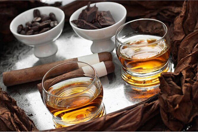 Shopping tour Punta Cana rum cigars coffee larimar chocolate souvenirs mamajuan - Tobacco Museum and cigar tasting: what to expect