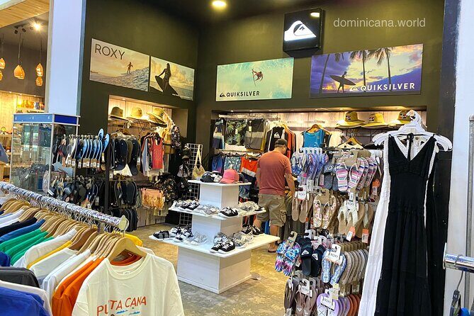 Shopping tour Punta Cana rum cigars coffee larimar chocolate souvenirs mamajuan - Cosmetics, outlet stores, and the smaller extras