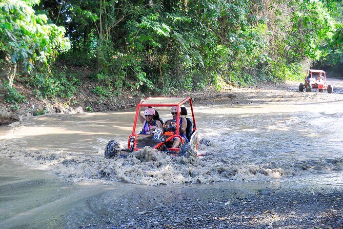 Shore Excursion Cruise ship Waterfalls y Buggys - Getting Picked Up: Taino Bay vs Amber Cove and the 40-Minute Rule
