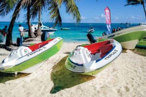 Speed Boat in Punta Cana - The route: reef snorkeling and that natural pool pause