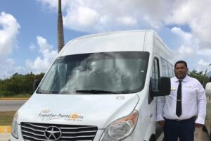 Transfers of 1-6 people Punta Cana area - What you get in the car (and why it’s worth noticing)