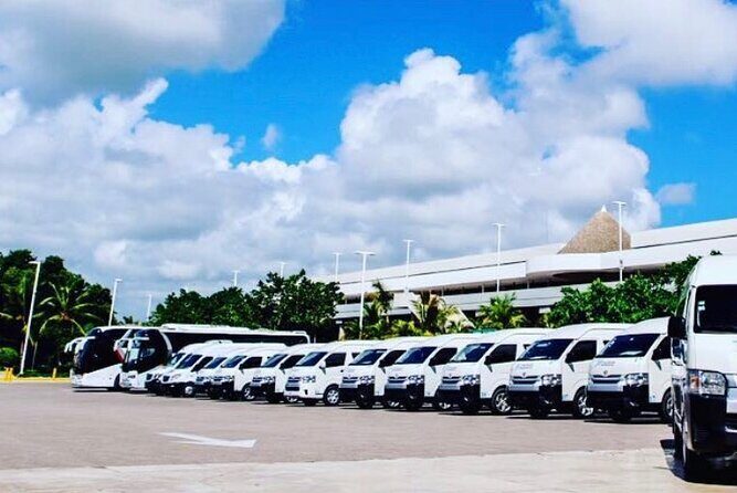 Transfers of 1-6 people Punta Cana area - The one real caution: a past note about driver phone use