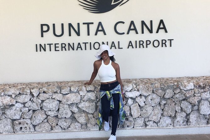 Private Punta Cana Airport Ground Transfers - The meet-and-greet: spotting your agent fast